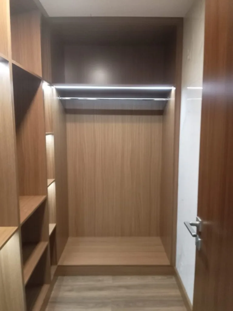 Glass Partition Fit-Out — Renovation 786 Dubai